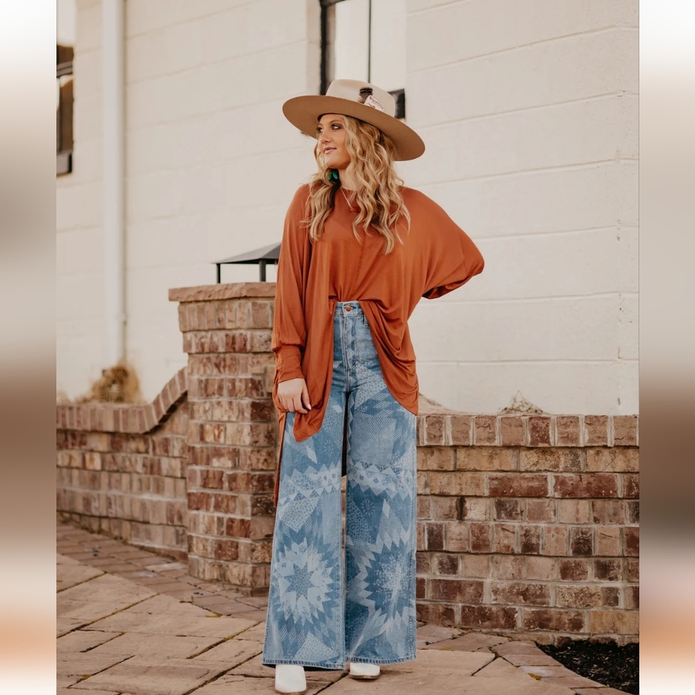 Brand NEW !!Wrangler Worldwide 661 Wide Leg Patchwork Jean